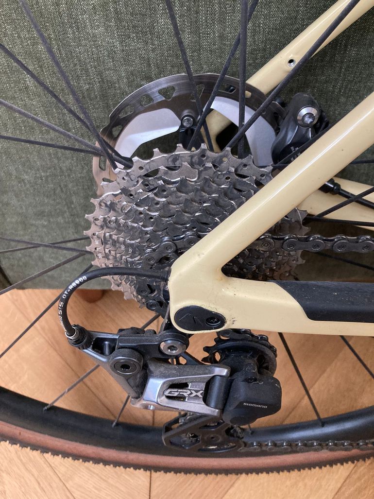 Used Canyon Grail CF SL 8 2023 2023 Road & Gravel, Black — image 4 of 13