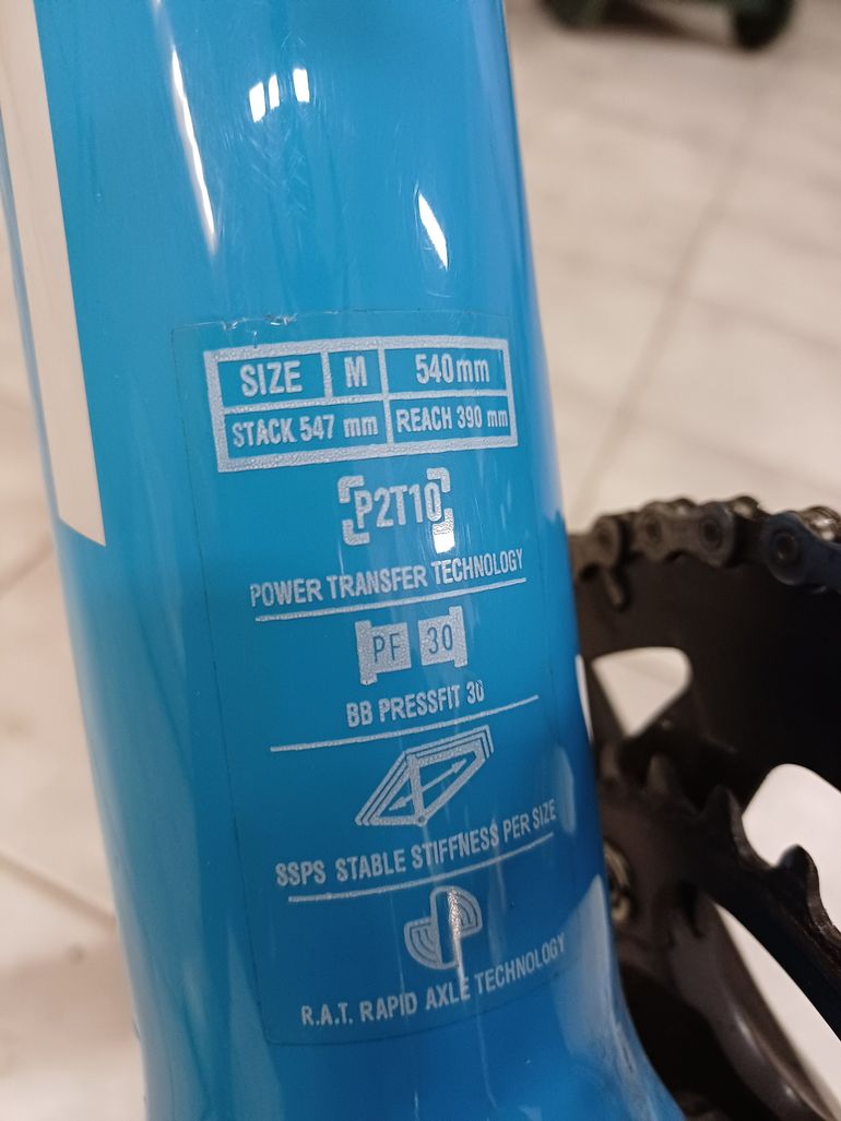 Used Focus Focus Cayo 105 2018 Road & Gravel, Blue — image 7 of 8