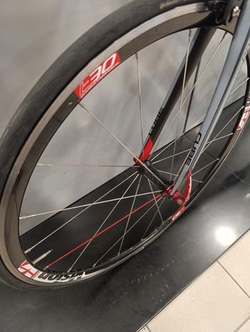 Used CUBE Agree 2016 Road & Gravel, Schwarz — image 3 of 6