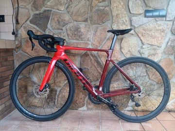 Käytetty Giant Propel Advanced 2 2024 2024 Road & Gravel — kuva 2 / 8