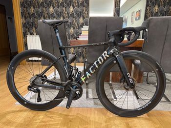 Factor, Ostro Shimano Ultegra Di2