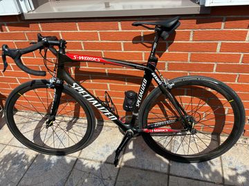 Używany Specialized Tarmac Campagnolo Chorus 2010 Road & Gravel — zdjęcie 1 z 3