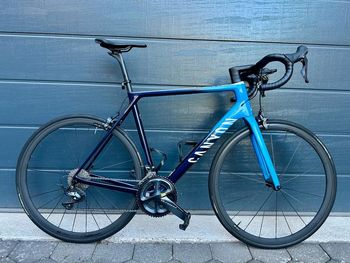 Used Canyon Canyon Ultimate CF SL8 Movistar Road & Gravel — image 1 of 11