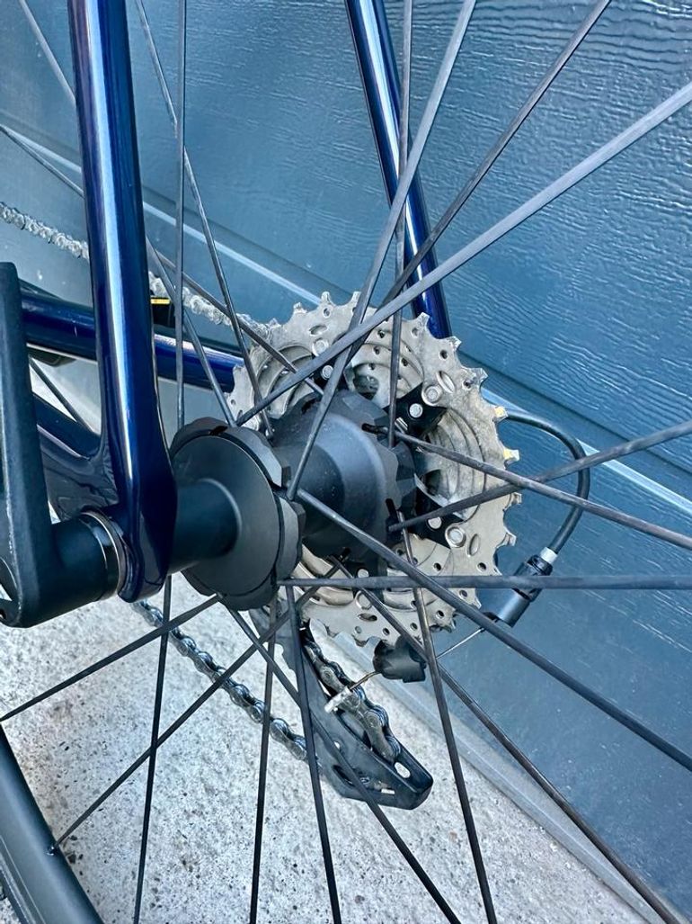 Used Canyon Canyon Ultimate CF SL8 Movistar Road & Gravel — image 7 of 11