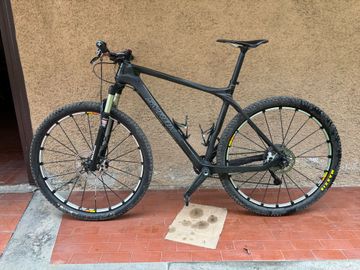Used FRW Custom Shimano XTR Di2 2020 Mountainbike, Black — image 2 of 7