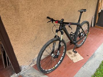 Used FRW Custom Shimano XTR Di2 2020 Mountainbike, Black — image 4 of 7