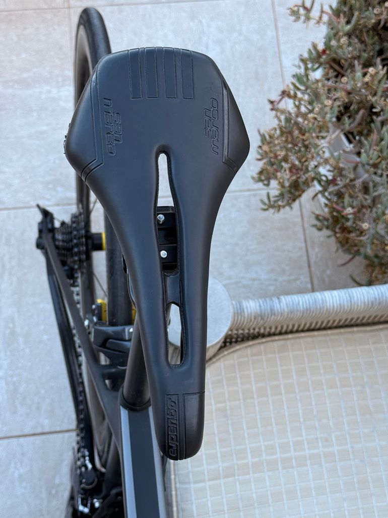 Used Canyon Ultimate CF SL 8.0 Aero 2019 2019 Road & Gravel, Black — image 11 of 13