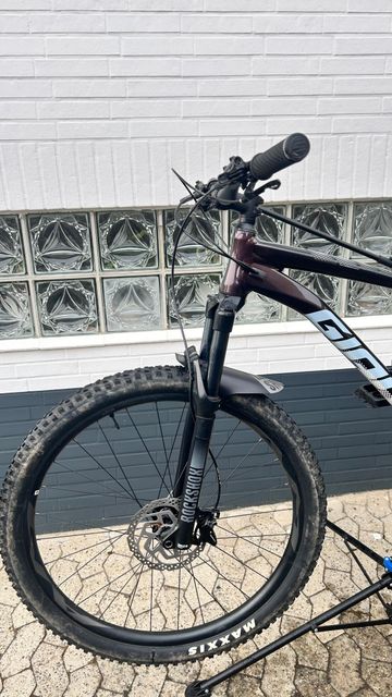 Używany Giant Stance 1 2021 2021 Mountainbike — zdjęcie 2 z 24