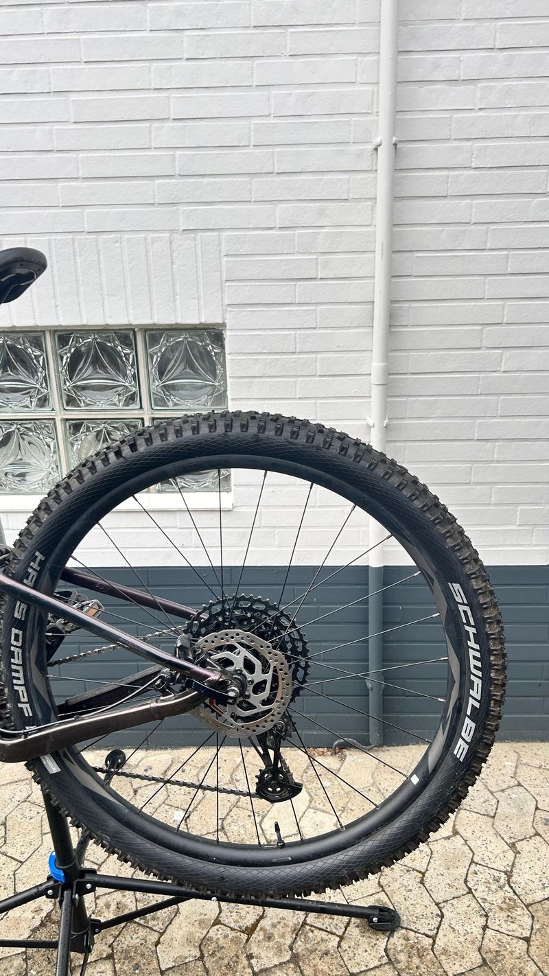 Używany Giant Stance 1 2021 2021 Mountainbike — zdjęcie 4 z 24