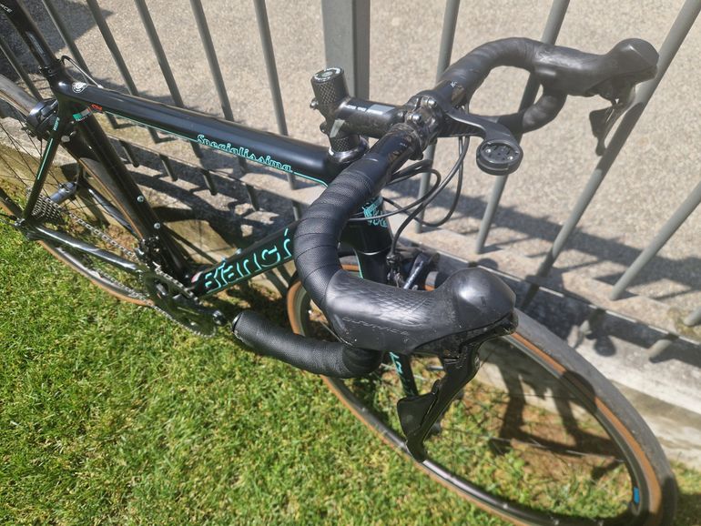 Used Bianchi Bianchi Specialissima Dura Ace 2018 Road & Gravel, Black — image 2 of 5