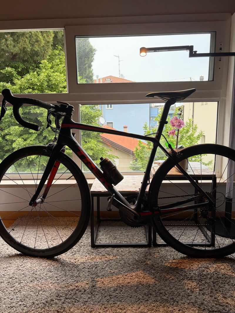 Brugt Trek Émonda SL 6 Pro 2017 2017 Road & Gravel — billede 2 af 17