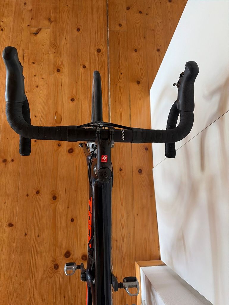 Used Trek Émonda SL 6 Pro 2017 2017 Road & Gravel, Blue — image 12 of 17