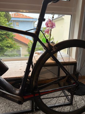 Used Trek Émonda SL 6 Pro 2017 2017 Road & Gravel, Blue — image 5 of 17