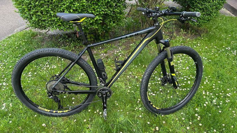 Tweedehands CUBE LTD Race 2017 2017 MTB
