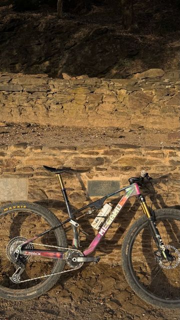Megamo TRACK 00 AXS 2025 2025 Mountainbike usato, Nero — immagine 3 di 7
