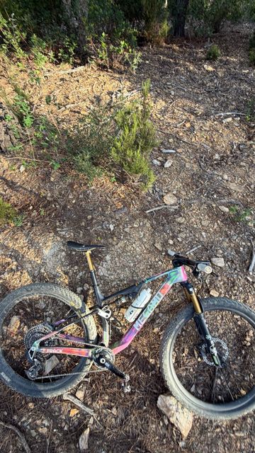 Megamo TRACK 00 AXS 2025 2025 Mountainbike usato, Nero — immagine 2 di 7