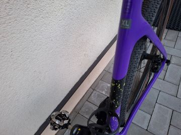 Gebrauchtes Scott Addict SRAM Force eTap AXS 2025 Road & Gravel, Violett — Bild 6 von 6
