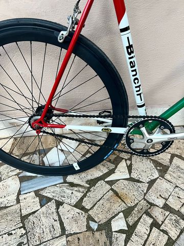 Used Bianchi Custom Single Speed / Fixed Gear 2026 Road & Gravel, White — image 2 of 3
