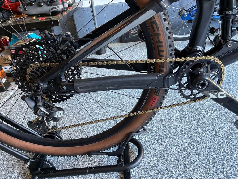 Used Transition SMUGGLER NX 2018 2018 Mountainbike, Black, 29 — image 3 of 5