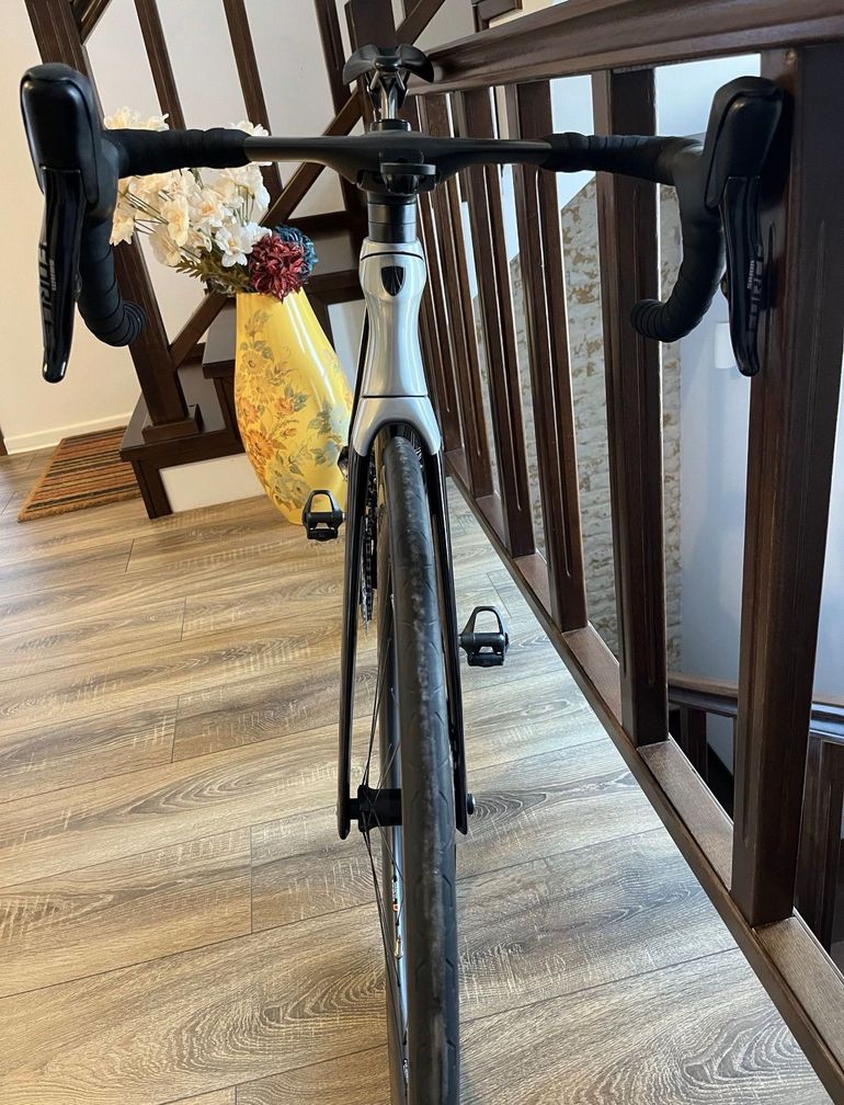 Used Trek Madone SLR 7 AXS Gen 6 2023 2023 Road & Gravel, Black — image 6 of 6