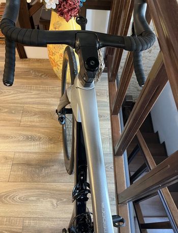 Used Trek Madone SLR 7 AXS Gen 6 2023 2023 Road & Gravel, Black — image 5 of 6