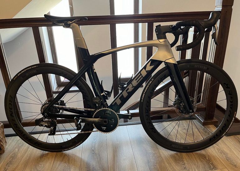 Used Trek Madone SLR 7 AXS Gen 6 2023 2023 Road & Gravel, Black — image 1 of 6