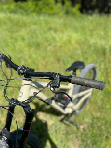 Używany Commencal CLASH RIDE 2021 2021 Mountainbike — zdjęcie 6 z 7
