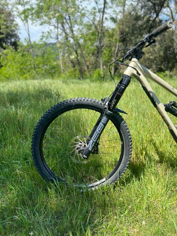Używany Commencal CLASH RIDE 2021 2021 Mountainbike — zdjęcie 3 z 7
