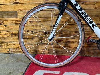 Used Trek Madone SRAM Red 2013 Road & Gravel, White — image 7 of 10