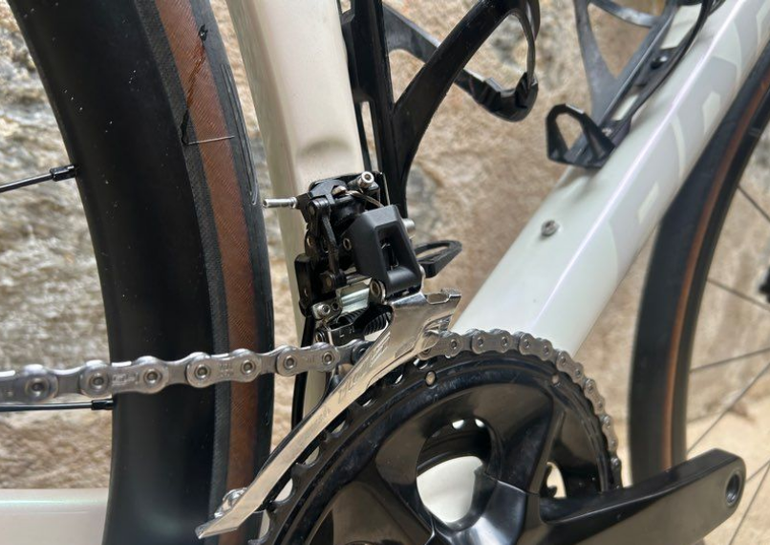 Used Adris Adris Le Performance 2024 Road & Gravel, White — image 1 of 20
