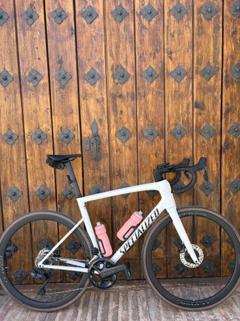 Specialized, Tarmac SL8 Expert - Shimano Ultegra Di2 2025