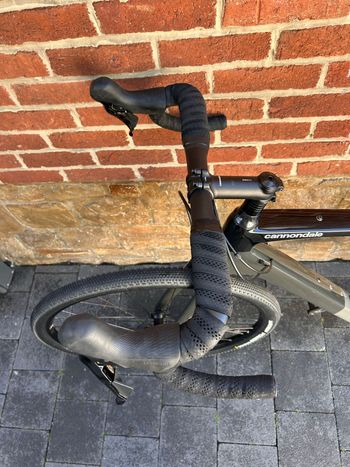 Used Cannondale Topstone Carbon 4 2024 2024 Road & Gravel, Light Gray — image 9 of 11