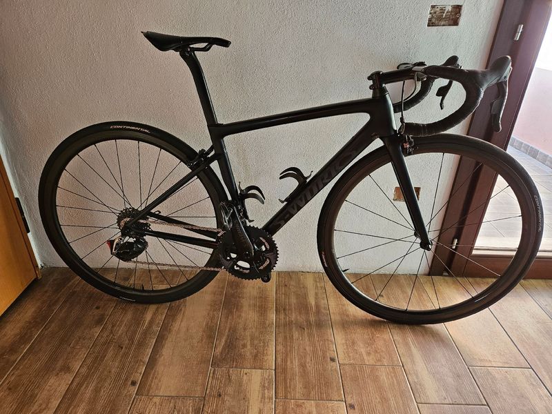 Used Specialized Tarmac SRAM Red eTap AXS 2018 Road & Gravel