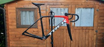 Used Trek Emonda SL6 Frameset Frameset 2022 Road & Gravel, Black — image 2 of 5