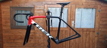 Used Trek Emonda SL6 Frameset Frameset 2022 Road & Gravel, Black — image 1 of 5