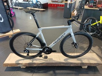 Tweedehands Wilier Filante SL SHIMANO 105 Di2 2x12 R7170 2025 2025 Road & Gravel