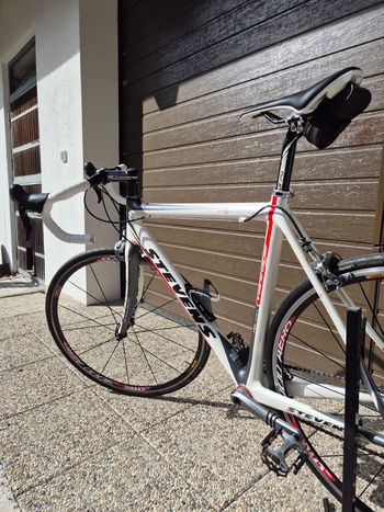 Used Stevens Vantage Shimano Ultegra 2015 Road & Gravel, White — image 4 of 12