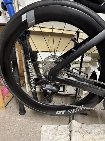 Used Canyon Aeroad CF SLX 8 Di2 2023 2023 Road & Gravel, Black — image 24 of 70