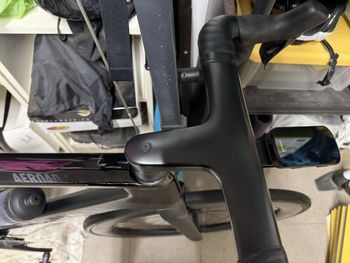 Used Canyon Aeroad CF SLX 8 Di2 2023 2023 Road & Gravel, Black — image 20 of 70