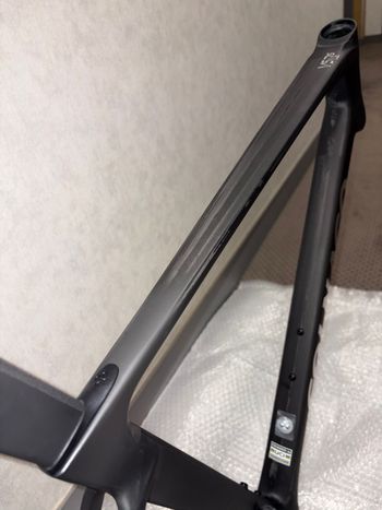 Used Colnago Colnago V5Rs DARK Series Frameset 2026 Road & Gravel — image 3 of 7