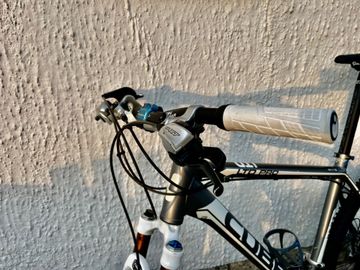 Used CUBE Ltd Pro 2012 2012 Mountainbike, Light Gray — image 12 of 13