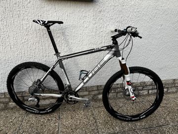 Used CUBE Ltd Pro 2012 2012 Mountainbike, Light Gray — image 2 of 13