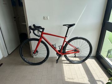 Used Specialized Diverge Elite E5 2024 2024 Road & Gravel, Red — image 2 of 6