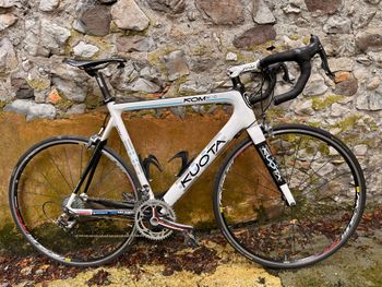 Kuota, KOM EVO