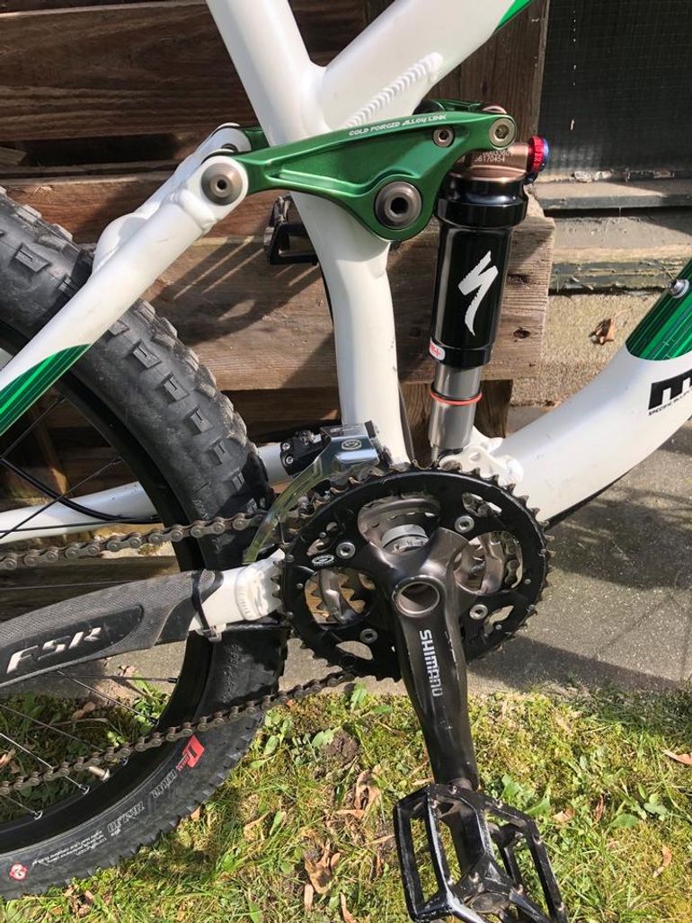 Used Specialized Specialized Enduro 2009 Mountainbike, Blanco — image 11 of 17