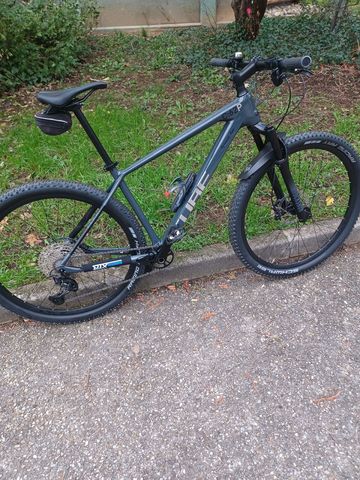Tweedehands CUBE REACTION C:62 PRO 2023 2023 Mountainbike — afbeelding 1 van 3