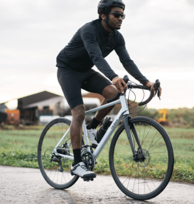 Used TRIBAN RC120 Disc Road Bike 2020 2020 Road & Gravel, Light Gray — image 5 of 6
