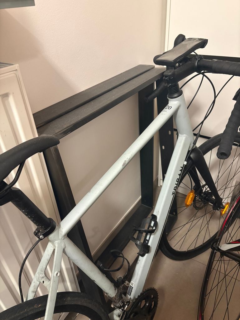 Used TRIBAN RC120 Disc Road Bike 2020 2020 Road & Gravel, Light Gray — image 6 of 6