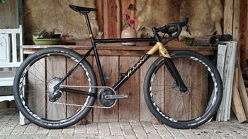 Wikkit, Wikkit Custom SRAM Force eTap AXS
