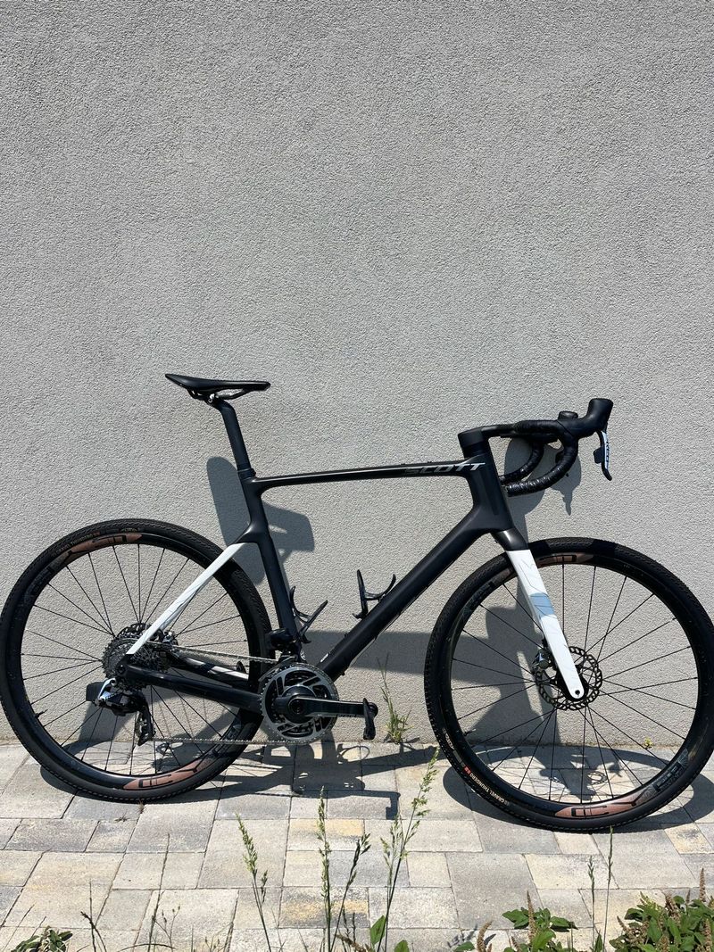 Used Scott Addict Gravel Tuned 2022 2022 Road & Gravel